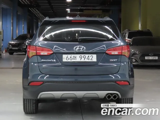Hyundai Santa Fe 2014 thumb 3