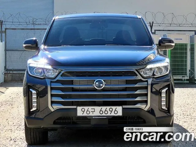 KG_Mobility_Ssangyong Rexton 2021 thumb 2