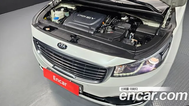 Kia Carnival 2018 thumb 6