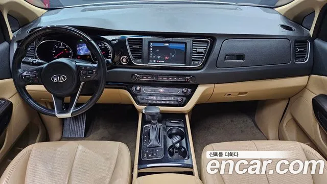 Kia Carnival 2018 thumb 7