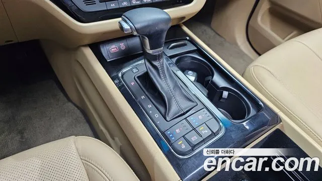 Kia Carnival 2018 thumb 9