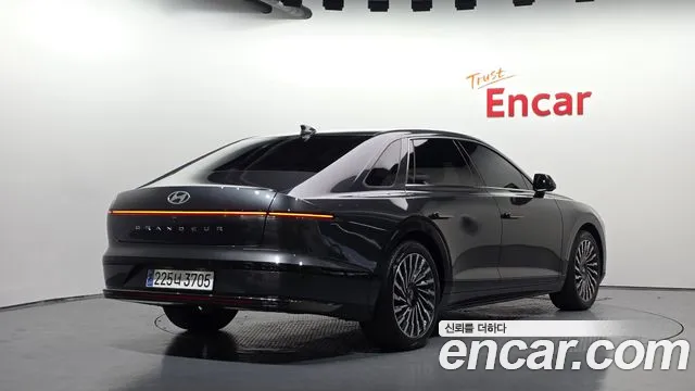 Hyundai Grandeur 2023 thumb 2