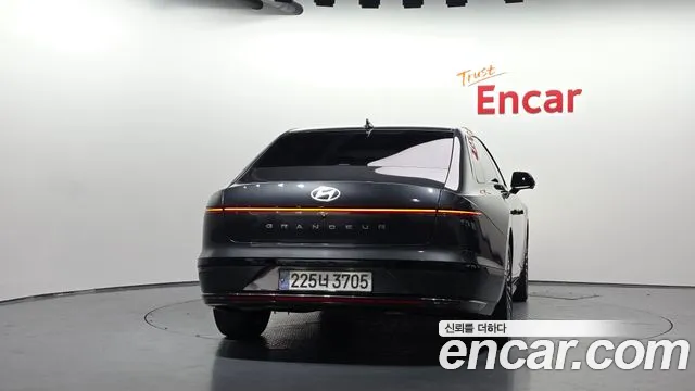 Hyundai Grandeur 2023 thumb 4