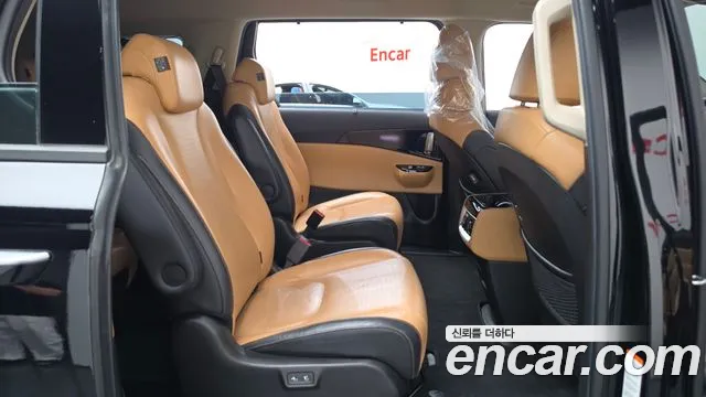 Kia Carnival 2020 thumb 11