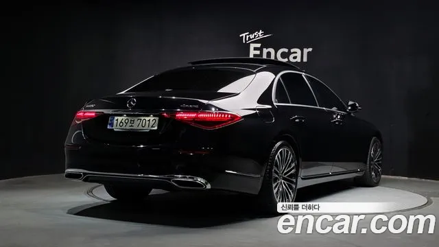 Mercedes-Benz S-Класс 2023 thumb 2