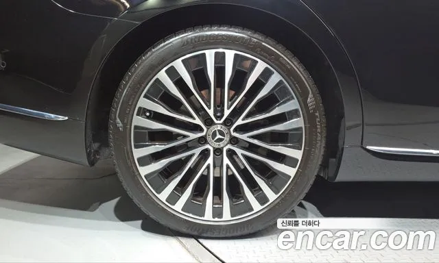 Mercedes-Benz S-Класс 2023 thumb 5