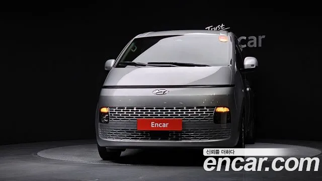 Hyundai Staria 2021 thumb 3