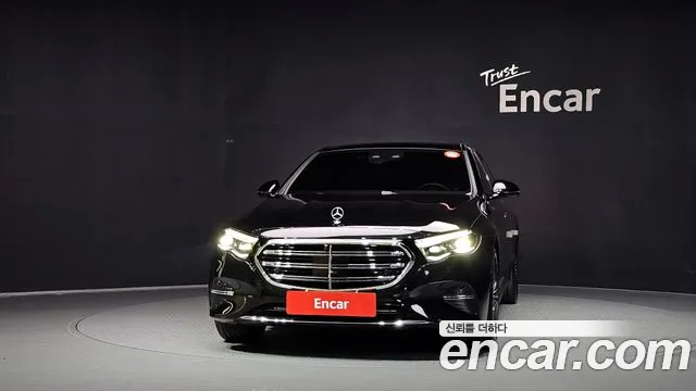 Mercedes-Benz E-Класс 2024 thumb 3