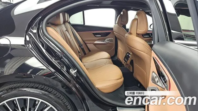 Mercedes-Benz E-Класс 2024 thumb 11