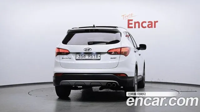 Hyundai Santa Fe 2012 thumb 4