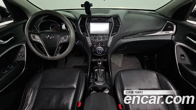 Hyundai Santa Fe 2012 thumb 7