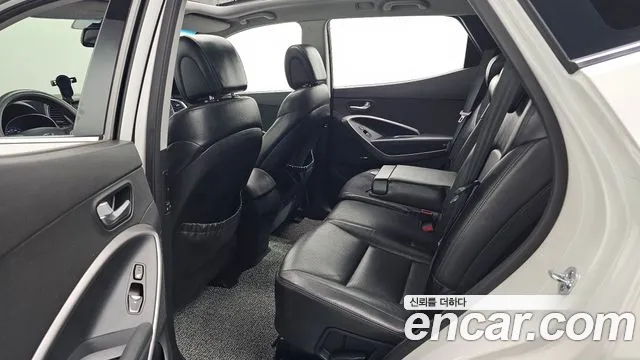 Hyundai Santa Fe 2012 thumb 11