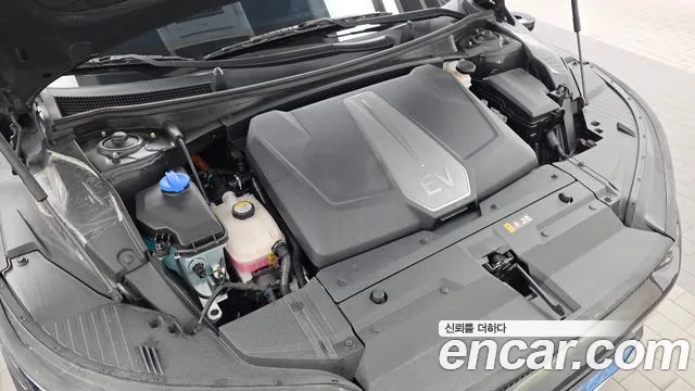 Kia EV6 2023 thumb 6
