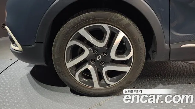 Renault-KoreaSamsung Captur 2015 thumb 5