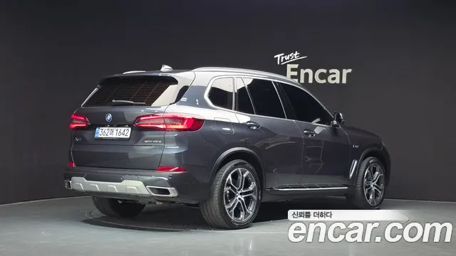 BMW X5 2022 thumb 2