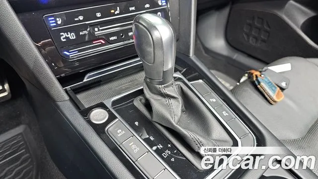 Volkswagen Arteon 2022 thumb 9