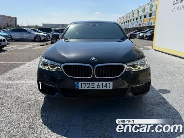 BMW 5-Series 2017 thumb 3