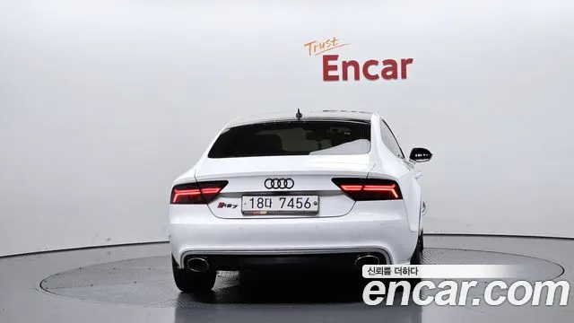 Audi A7 2013 thumb 4