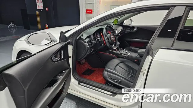 Audi A7 2013 thumb 10