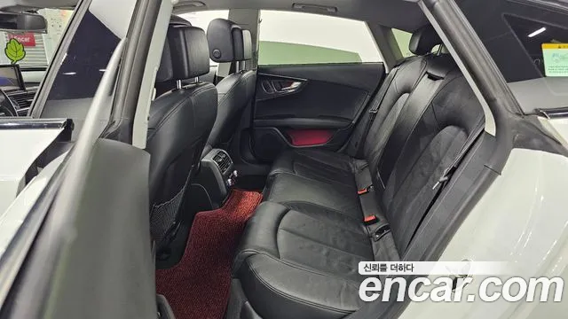 Audi A7 2013 thumb 12