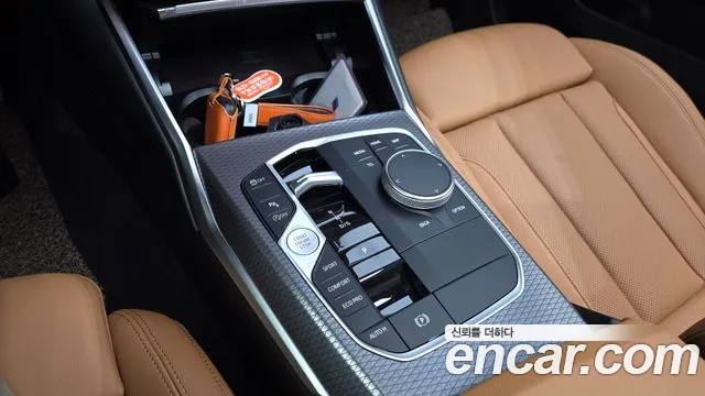 BMW 3-Series 2025 thumb 9