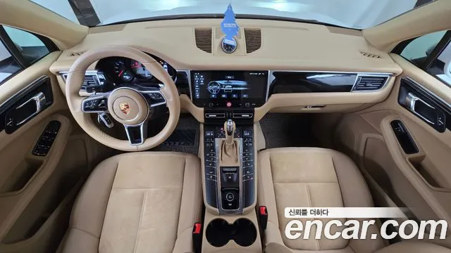 Porsche Macan 2015 thumb 7
