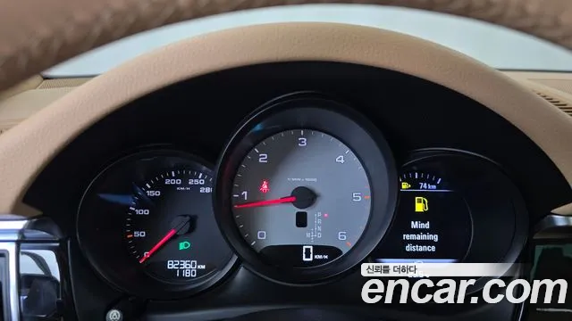 Porsche Macan 2015 thumb 8