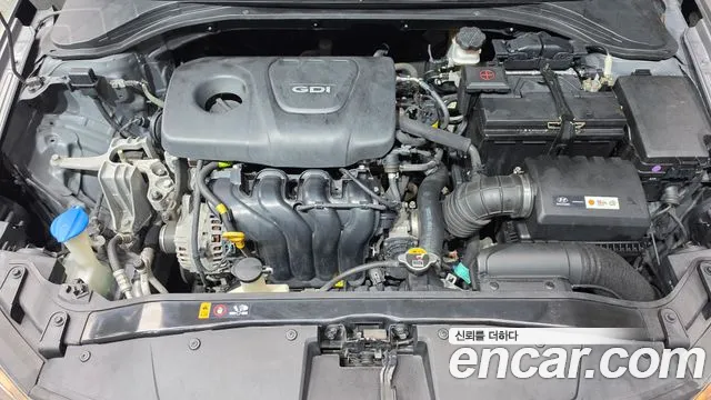 Hyundai Avante 2016 thumb 6