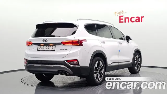 Hyundai Santa Fe 2018 thumb 2