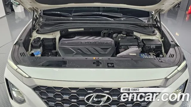 Hyundai Santa Fe 2018 thumb 6