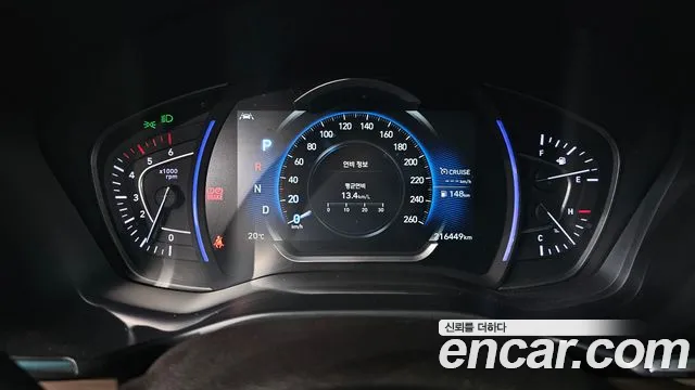 Hyundai Santa Fe 2018 thumb 8