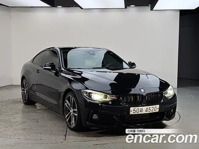 BMW 4-Series 2017 thumb 2