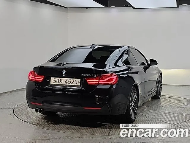 BMW 4-Series 2017 thumb 4