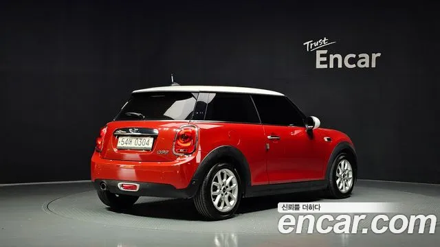 MINI Hatch 2015 thumb 2