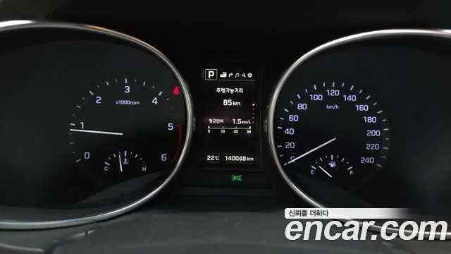Hyundai Santa Fe 2015 thumb 8