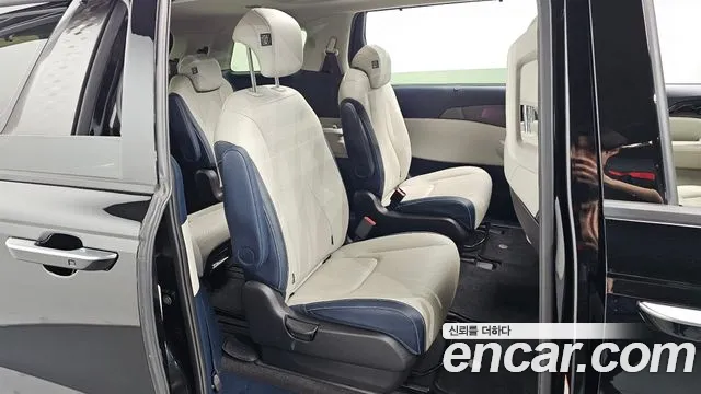 Kia Carnival 2024 thumb 10