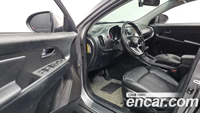 Kia Sportage 2013 thumb 9