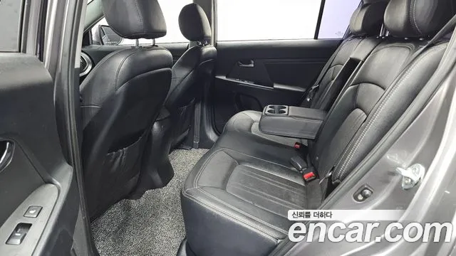 Kia Sportage 2013 thumb 11