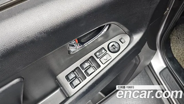 Kia Sportage 2013 thumb 12