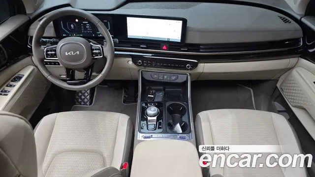 Kia Carnival 2024 thumb 6