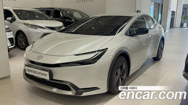 Toyota Prius 2024 thumb 11
