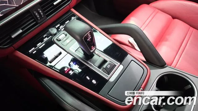 Porsche Cayenne 2022 thumb 9