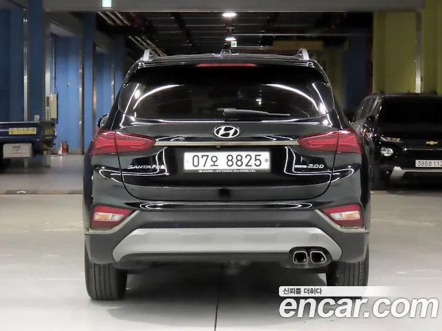 Hyundai Santa Fe 2018 thumb 3