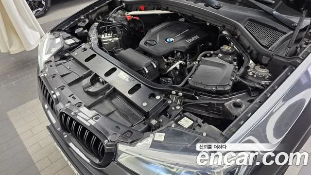 BMW X4 2017 thumb 6