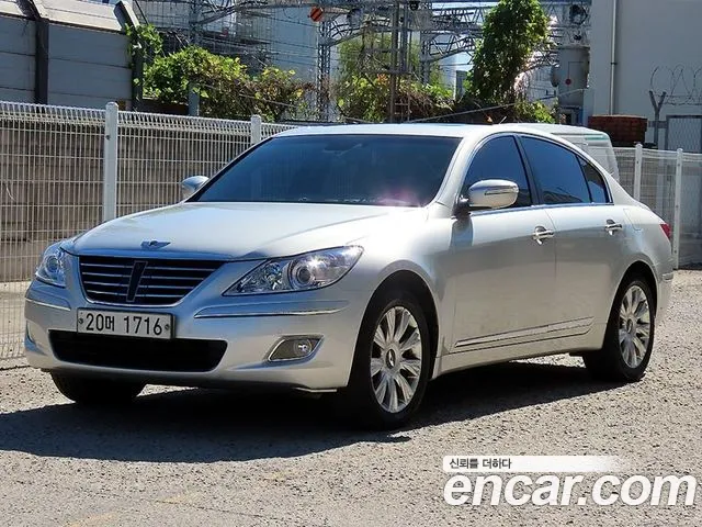 Hyundai Genesis 2009 thumb 2