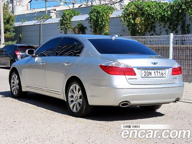 Hyundai Genesis 2009 thumb 3