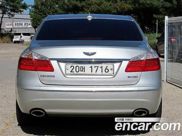 Hyundai Genesis 2009 thumb 4