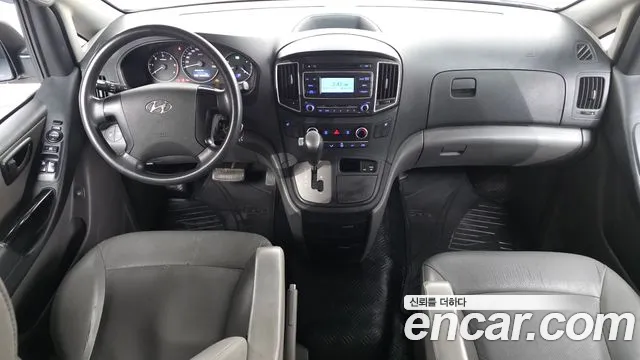 Hyundai Starex 2017 thumb 7