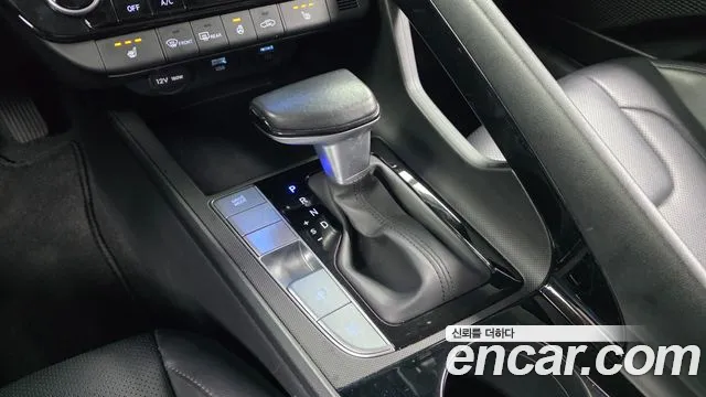 Hyundai Avante 2022 thumb 8