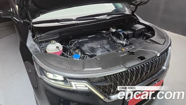 Kia Carnival 2022 thumb 6